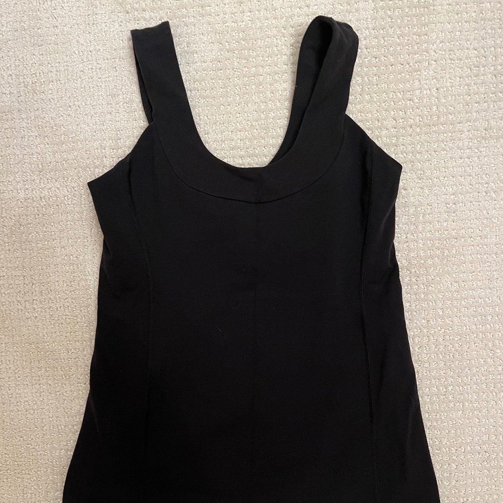 Lululemon scoop neck tank